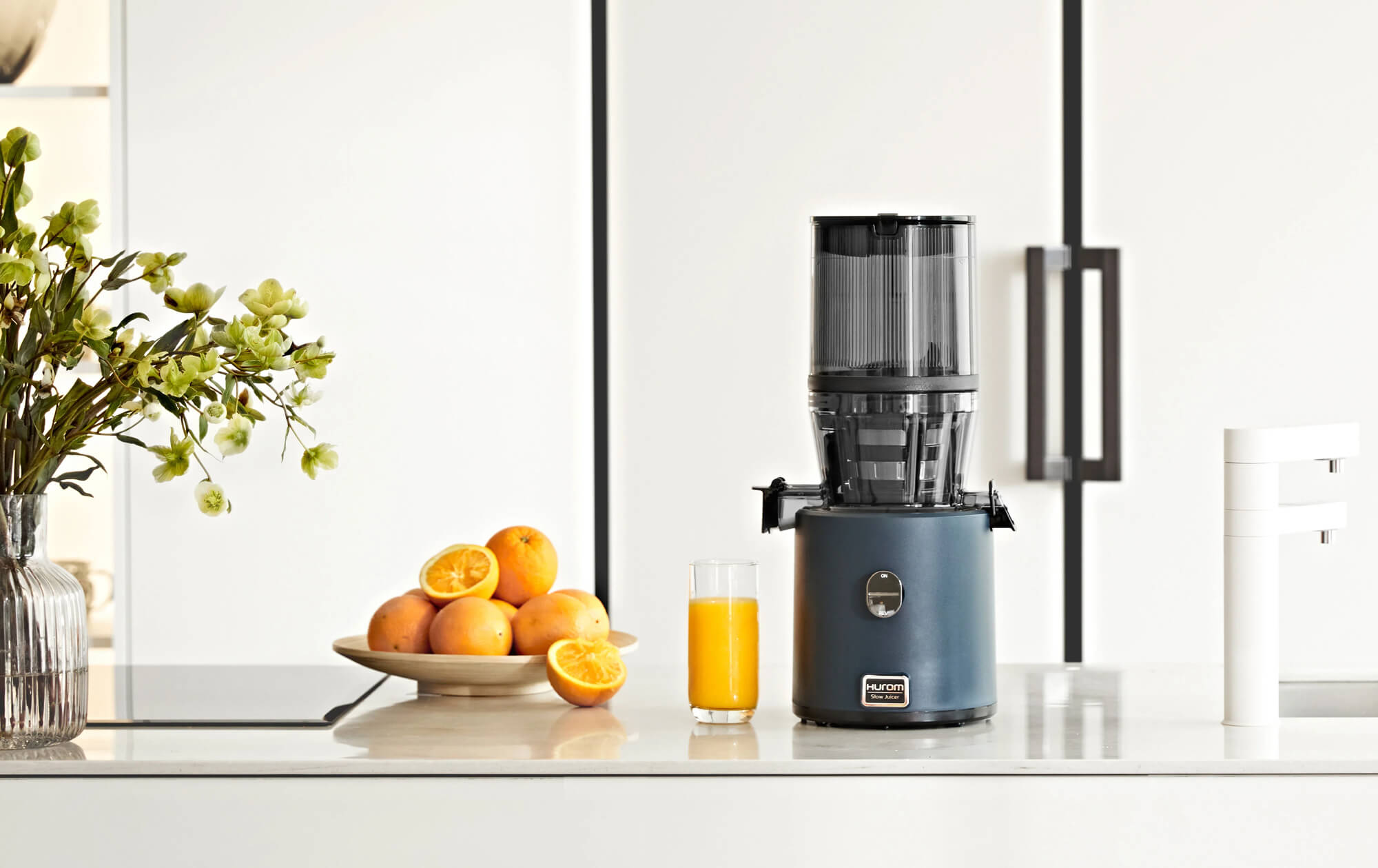 Hurom Slow Juicers 04