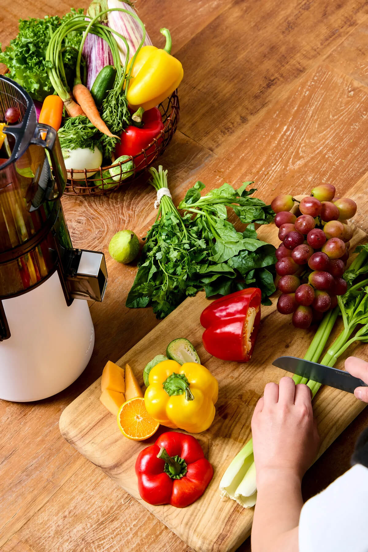 Hurom Juice Maker 01